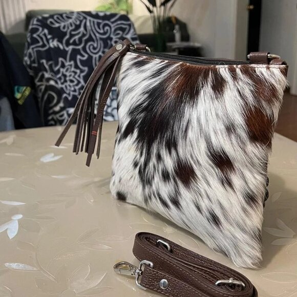 Women’s Western Cowhide Leather Tote Bag | Black & White Hair-On Hide Purse - Picture 6 of 8